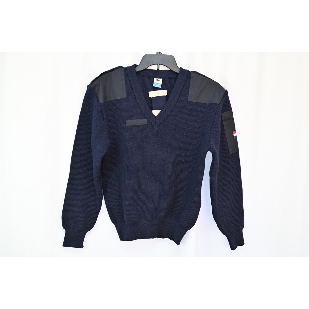 Zuiver Scheerwol Woolmark Navy Wool Commando V-Neck Sweater Dutch Flag NWT